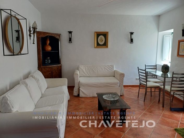 Image No.5-2 Bed House for sale