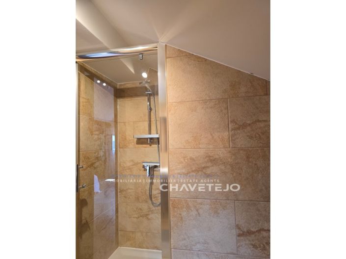 Image No.45-3 Bed House for sale