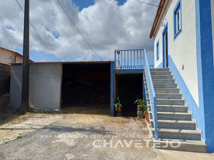 Image No.3-4 Bed Farmhouse for sale