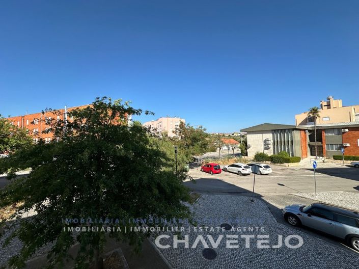 Image No.17-2 Bed Apartment for sale
