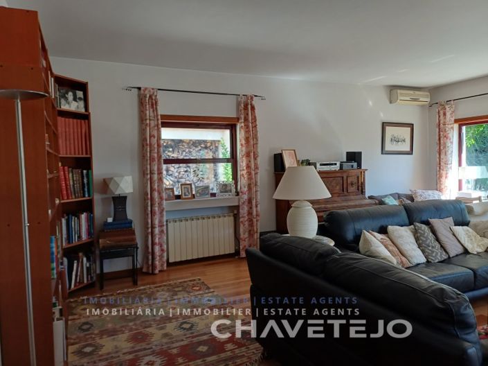 Image No.27-2 Bed Villa for sale
