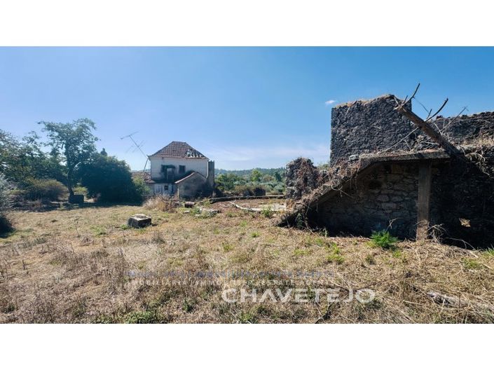 Image No.10-4 Bed Farmhouse for sale