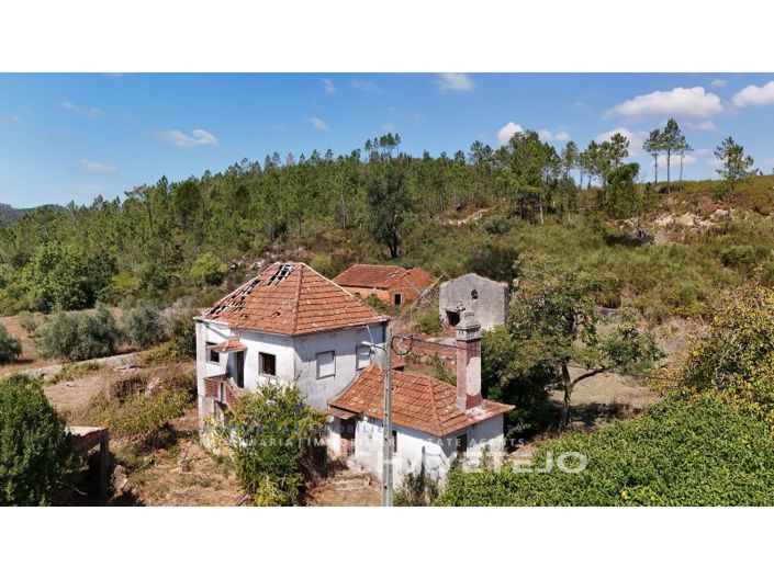 Image No.34-4 Bed Farmhouse for sale