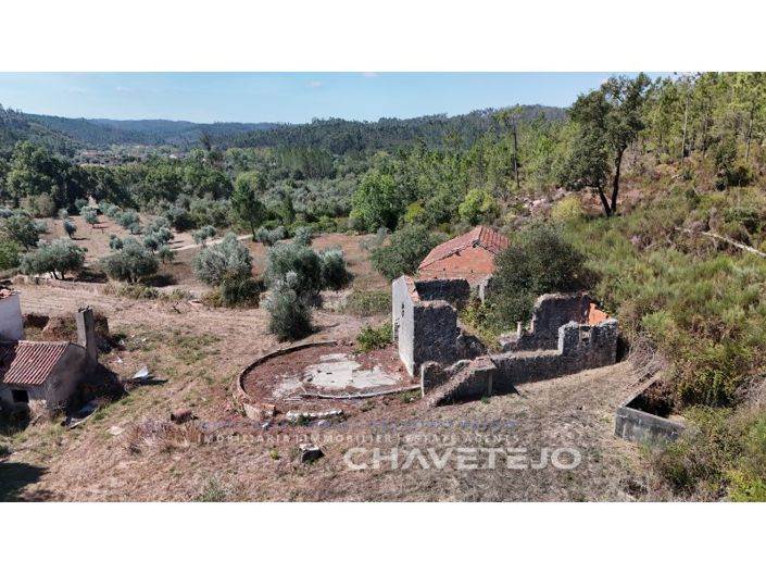 Image No.39-4 Bed Farmhouse for sale