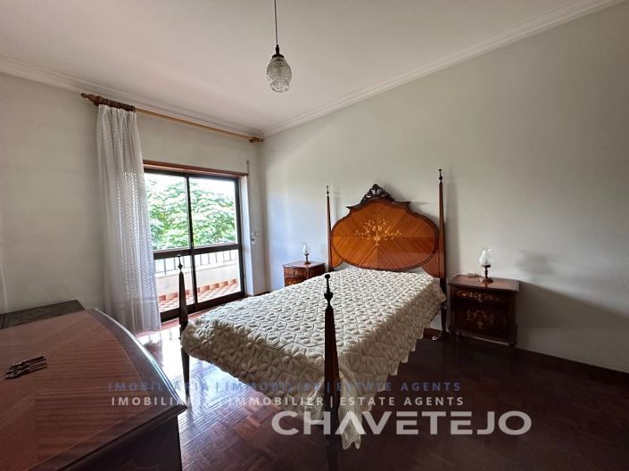 Image No.14-3 Bed Apartment for sale