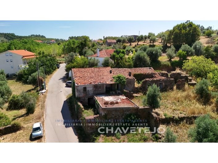 Image No.23-2 Bed Farmhouse for sale