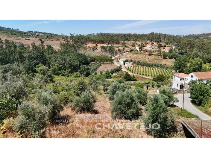 Image No.27-2 Bed Farmhouse for sale