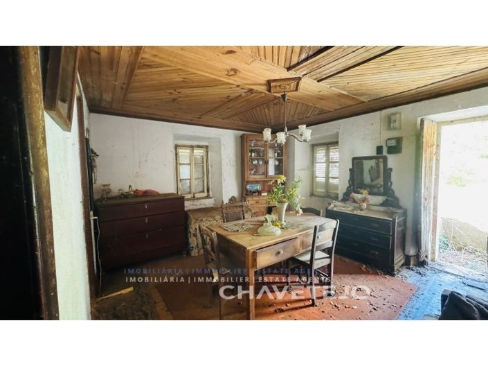 Image No.3-2 Bed Farmhouse for sale