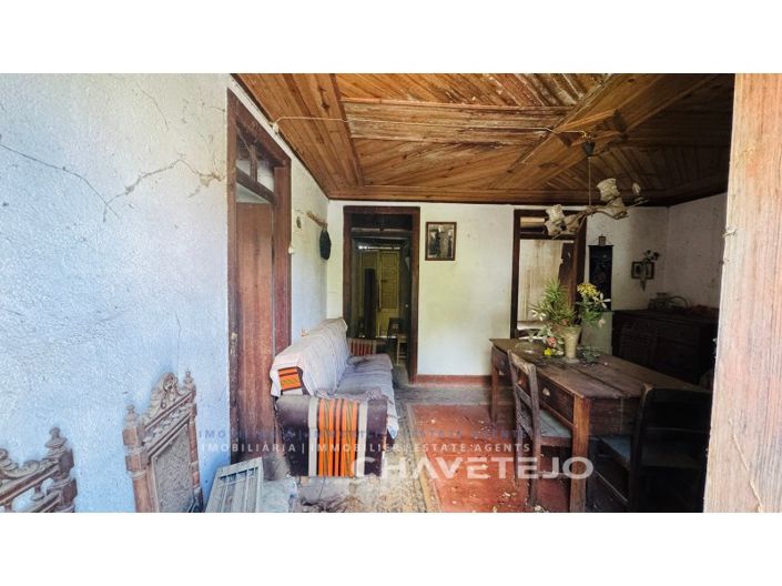 Image No.5-2 Bed Farmhouse for sale