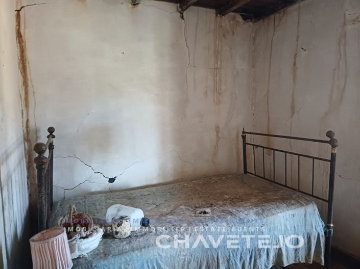 Image No.16-4 Bed House for sale