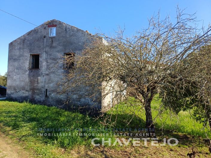 Image No.19-4 Bed House for sale