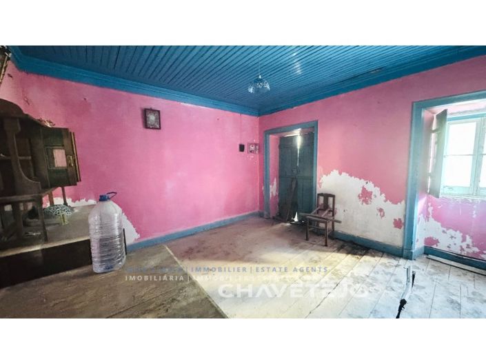 Image No.11-4 Bed House for sale