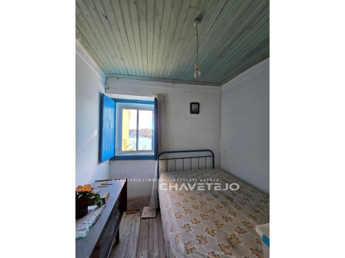 Image No.11-2 Bed House for sale