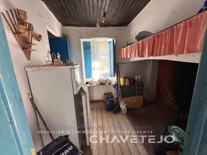 Image No.19-2 Bed House for sale