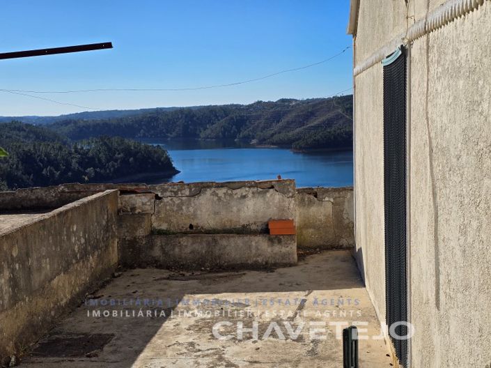 Image No.6-2 Bed House for sale