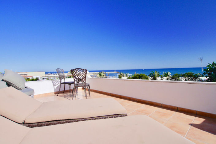 Image No.1-3 Bed Property for sale