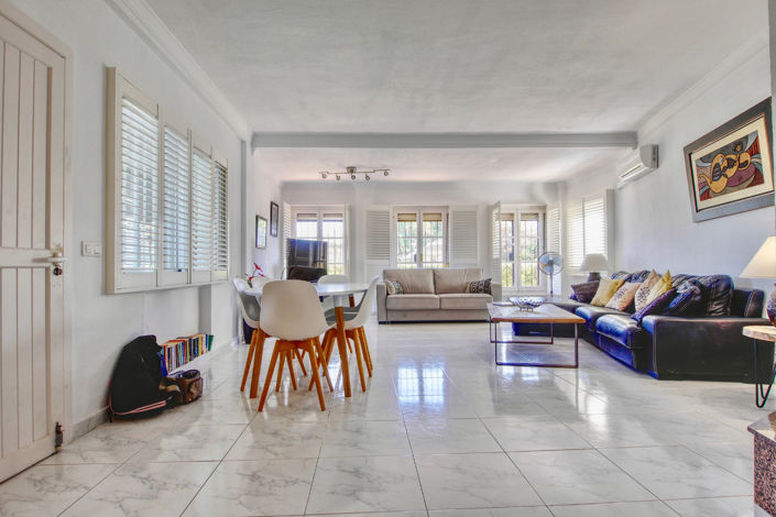 Image No.18-3 Bed Property for sale