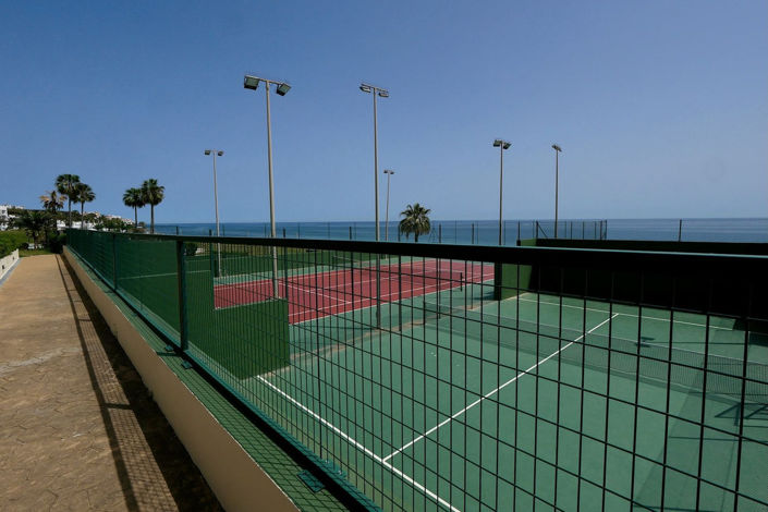 Image No.16-4 Bed Property for sale