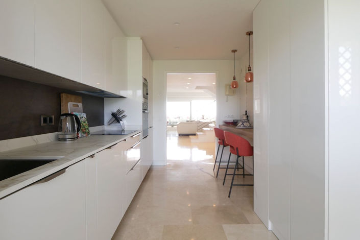 Image No.41-4 Bed Property for sale