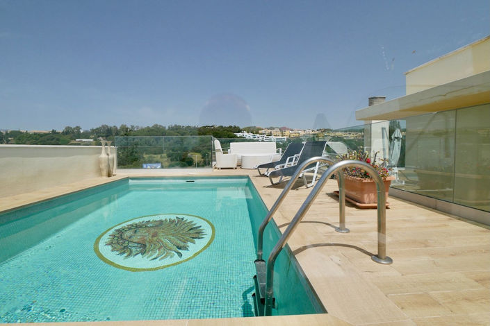 Image No.53-4 Bed Property for sale