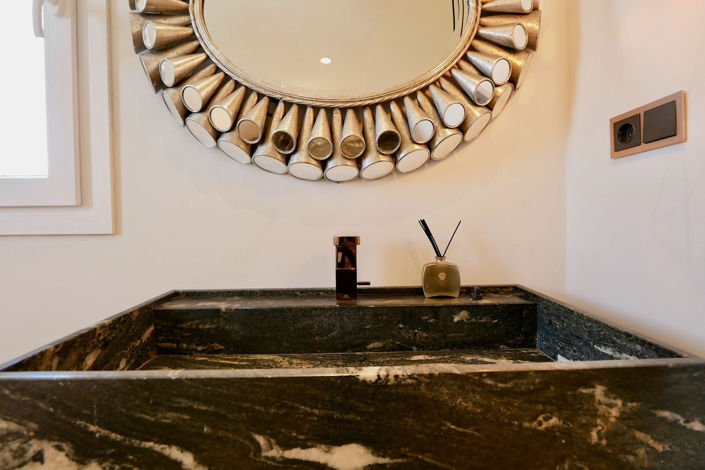 Image No.69-4 Bed Property for sale