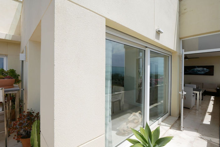 Image No.72-4 Bed Property for sale