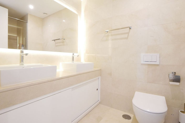 Image No.18-2 Bed Property for sale