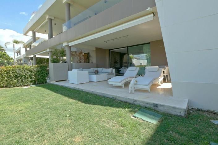 Image No.8-2 Bed Property for sale