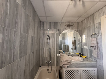 11-20939a0134ad724a8cb2a801094d15a4