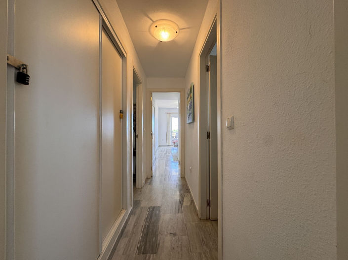 Image No.16-2 Bed Property for sale