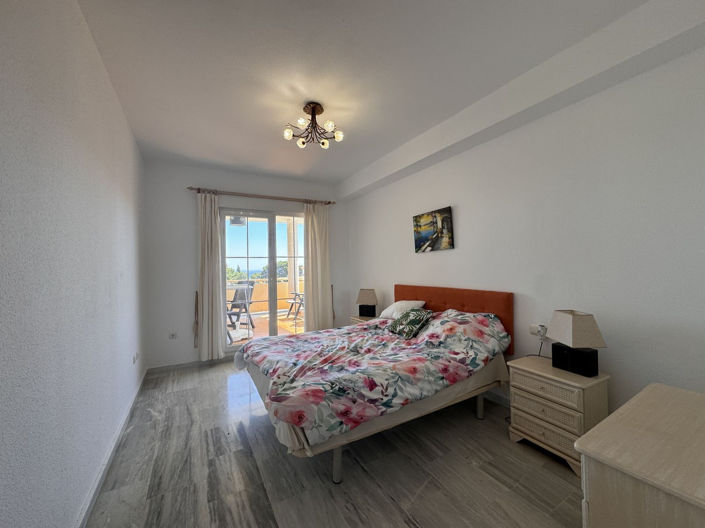 Image No.26-2 Bed Property for sale