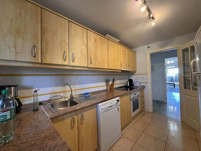 Image No.7-2 Bed Property for sale