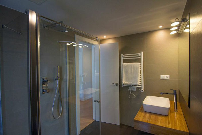 Image No.18-4 Bed Property for sale