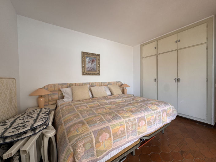 Image No.9-1 Bed Property for sale