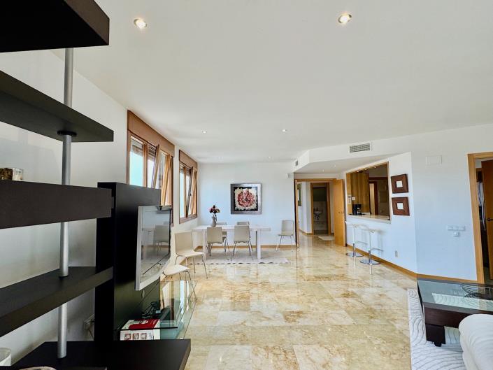 Image No.48-3 Bed Property for sale