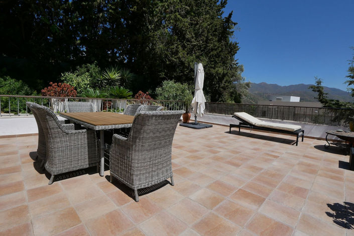 Image No.28-3 Bed Property for sale