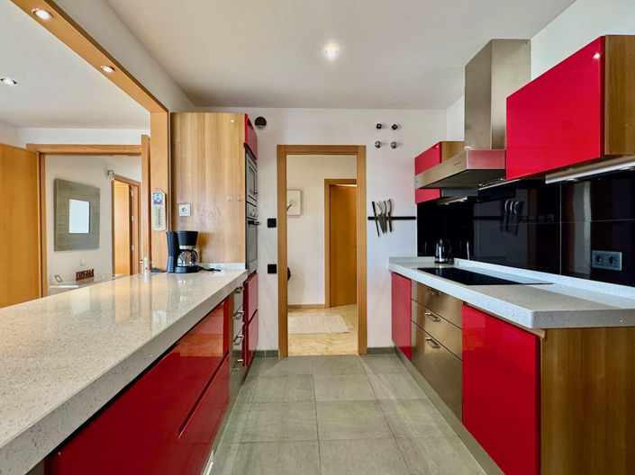 Image No.34-3 Bed Property for sale