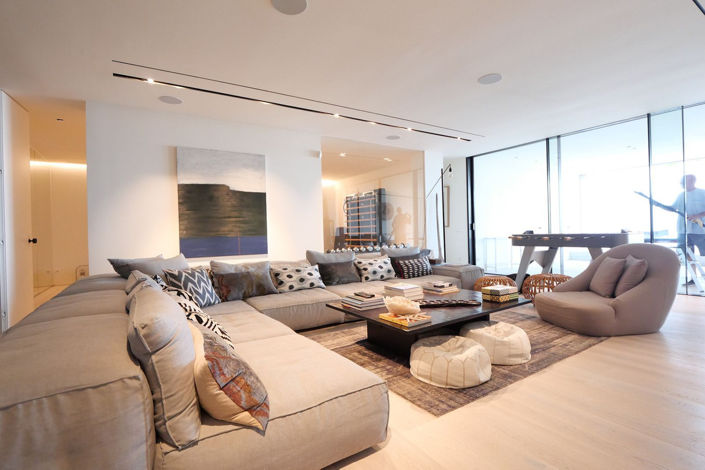 Image No.33-6 Bed Property for sale