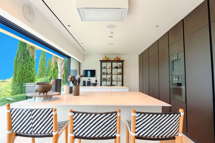 Image No.4-6 Bed Property for sale