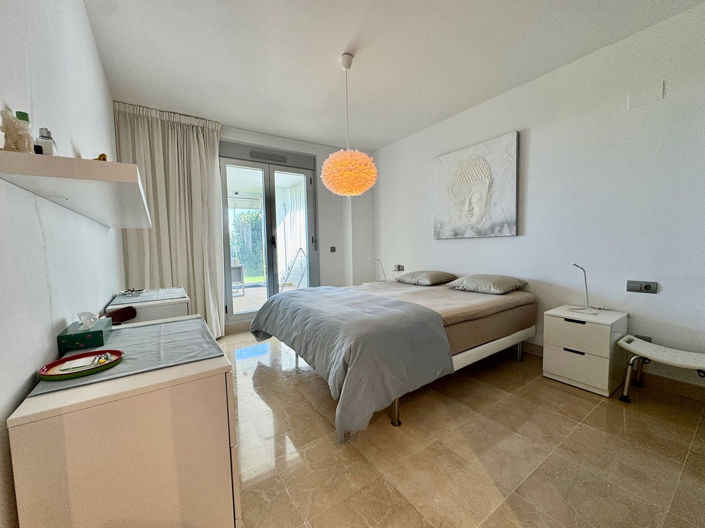 Image No.14-3 Bed Property for sale