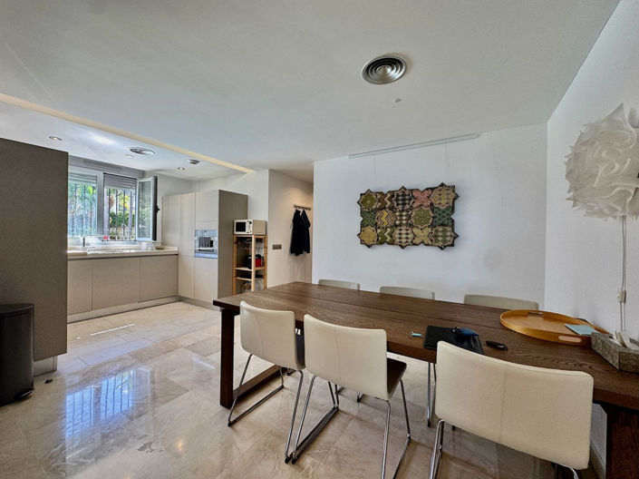 Image No.4-3 Bed Property for sale