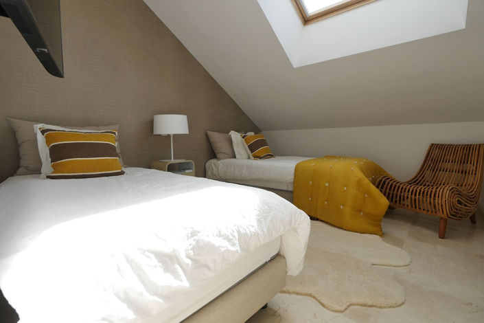 Image No.34-3 Bed Property for sale