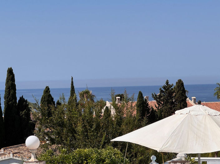 Image No.26-3 Bed Property for sale