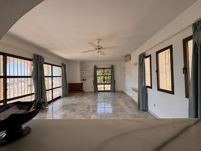 Image No.4-3 Bed Property for sale