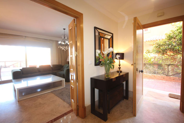 Image No.14-3 Bed Property for sale