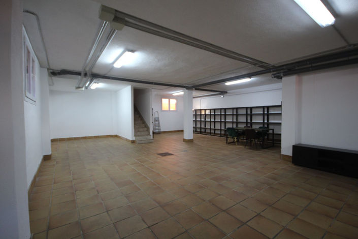 Image No.21-3 Bed Property for sale