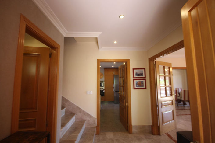 Image No.53-3 Bed Property for sale