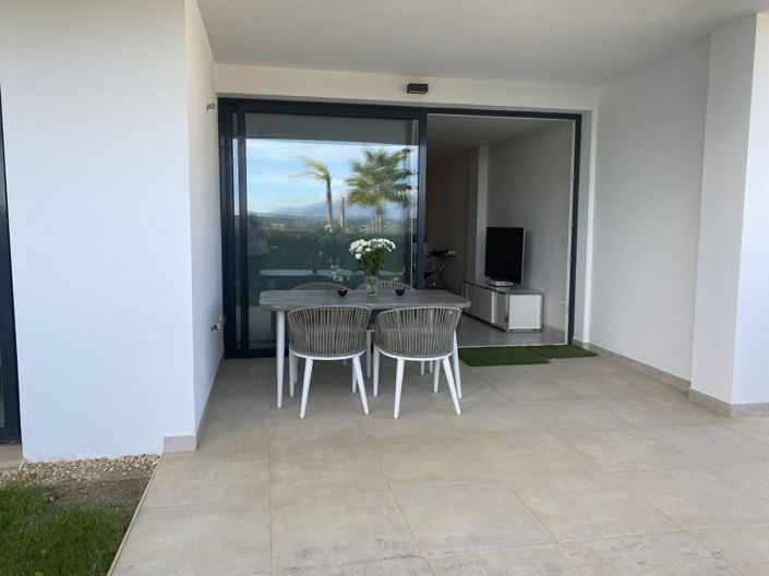 Image No.14-2 Bed Property for sale