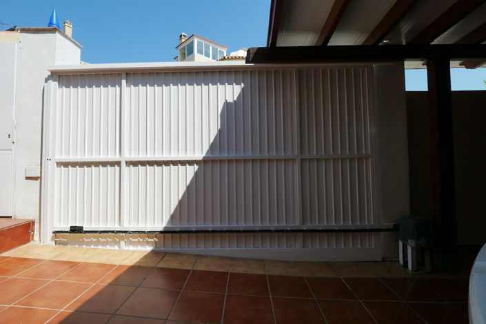 Image No.14-3 Bed Property for sale