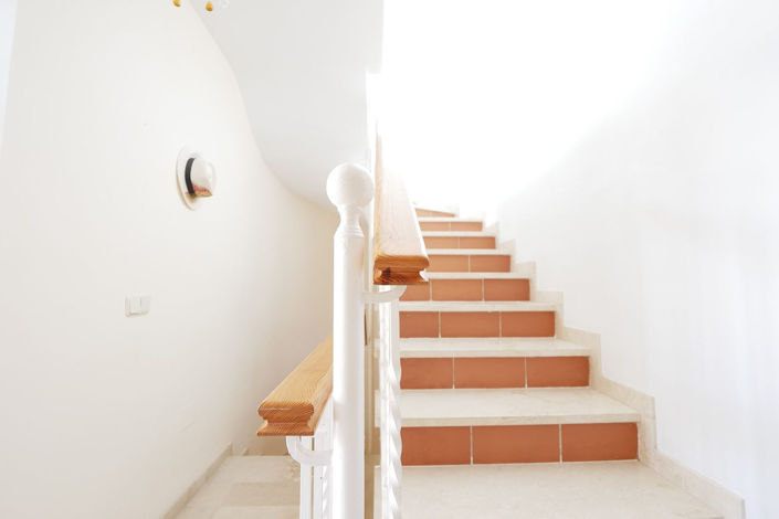 Image No.22-3 Bed Property for sale